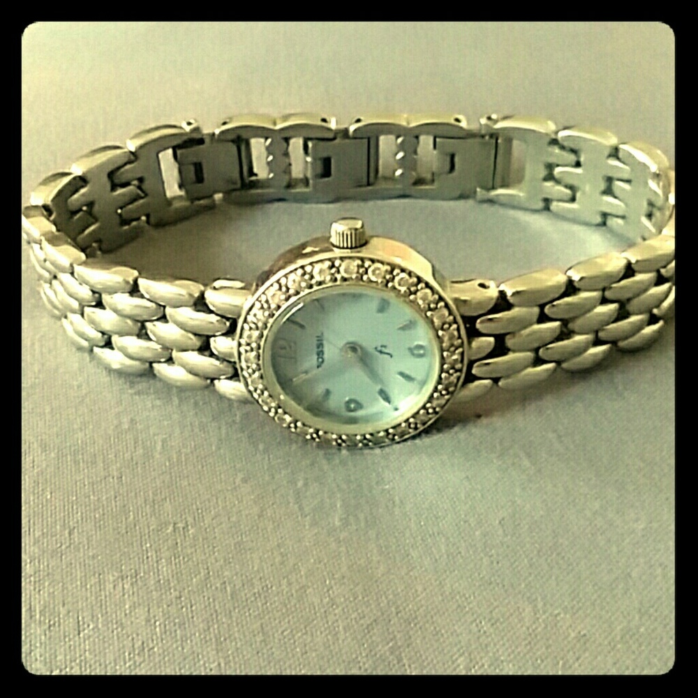 Women's Fossil classic vintage watch